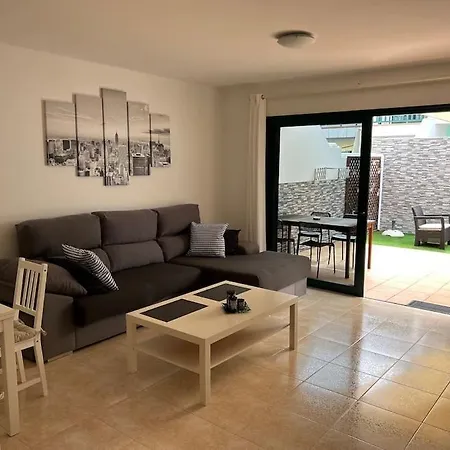 White House * بلايا بلانكا